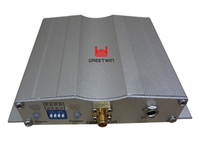 Silver Car Mobile Signal Repeater Dual Band GSM Repeater သည် Weatherproof